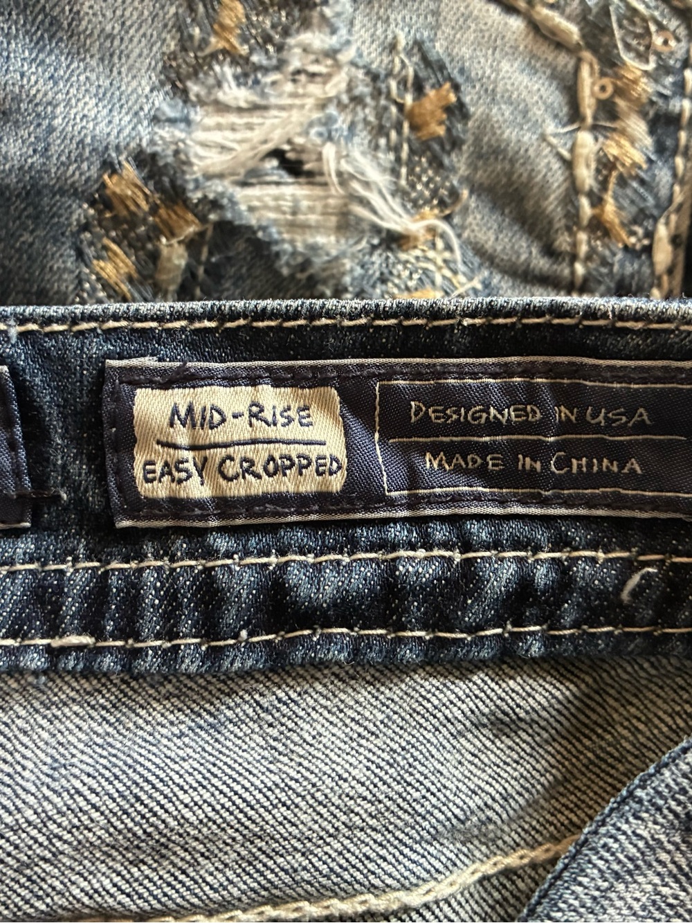 Miss Me Easy Crop Distressed Denim Capri Jeans JE5846EC3 Bling Flap Pocket - Picture 11 of 15